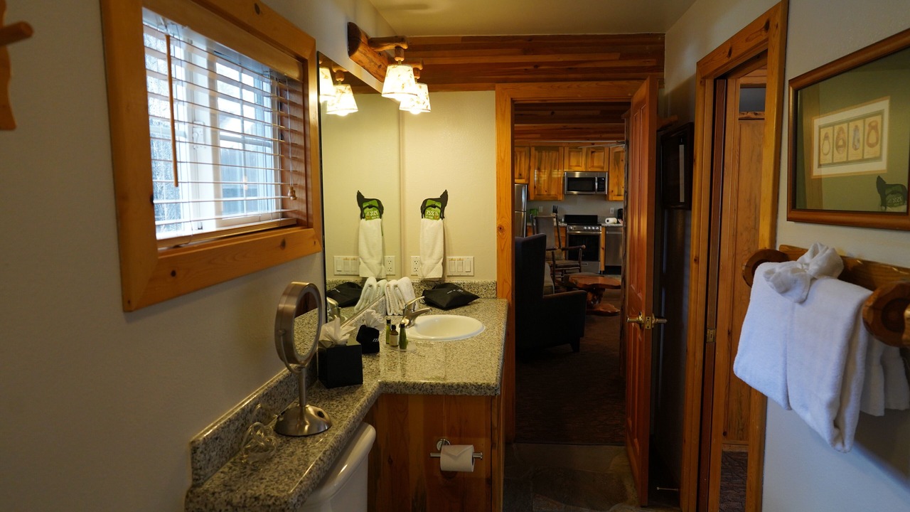 Photo of Bathroom in Tahoya Shores
