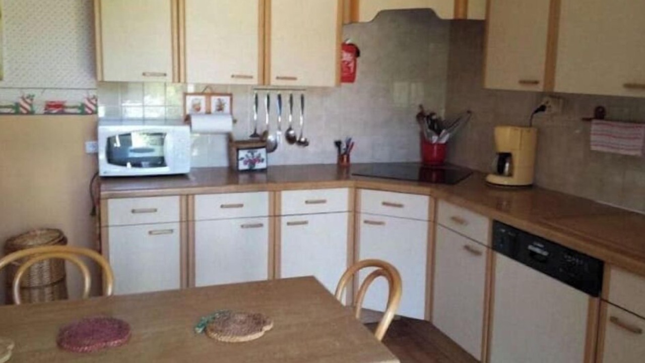 Photo of Kitchen in Malaucene