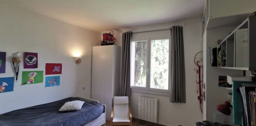 Photo of Bedroom in Malaucene