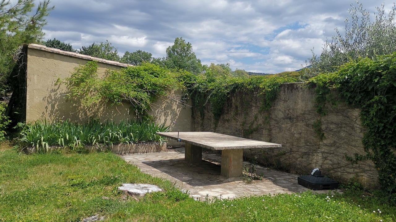 Photo of Patio Balcony in Malaucene