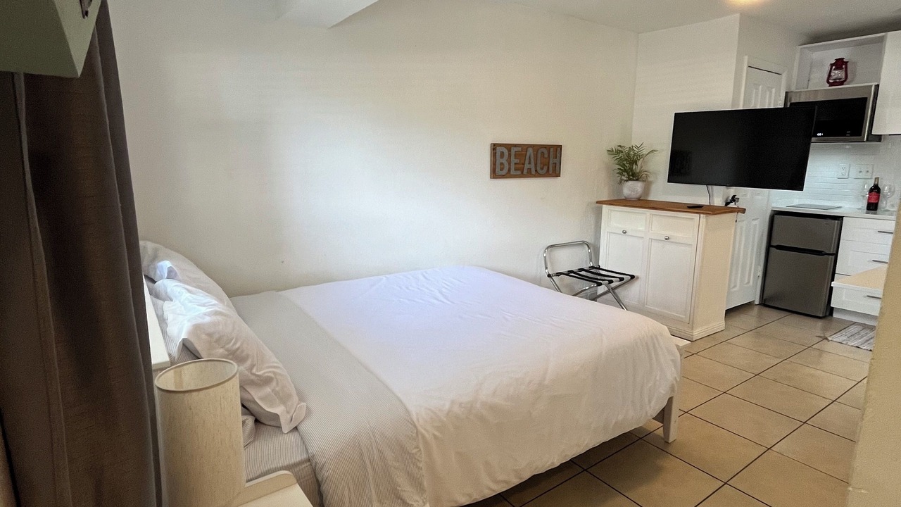 Photo of Bedroom in Pompano Beach