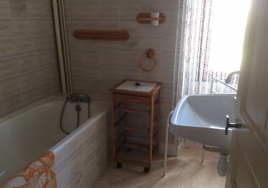 Photo of Bathroom in Allanche