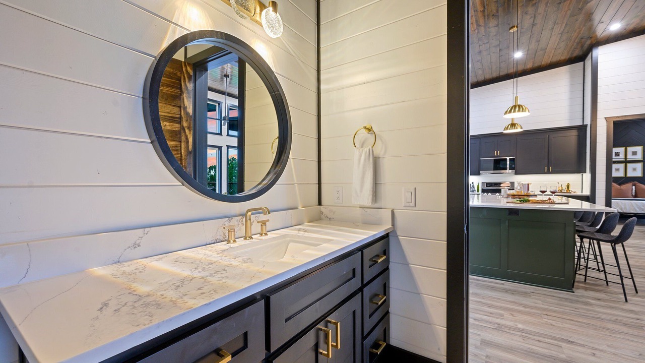 Photo of Bathroom in Broken Bow