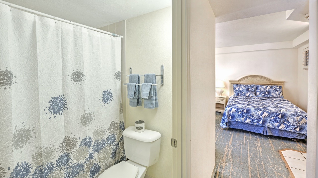 Photo of Bathroom in Ortona Park