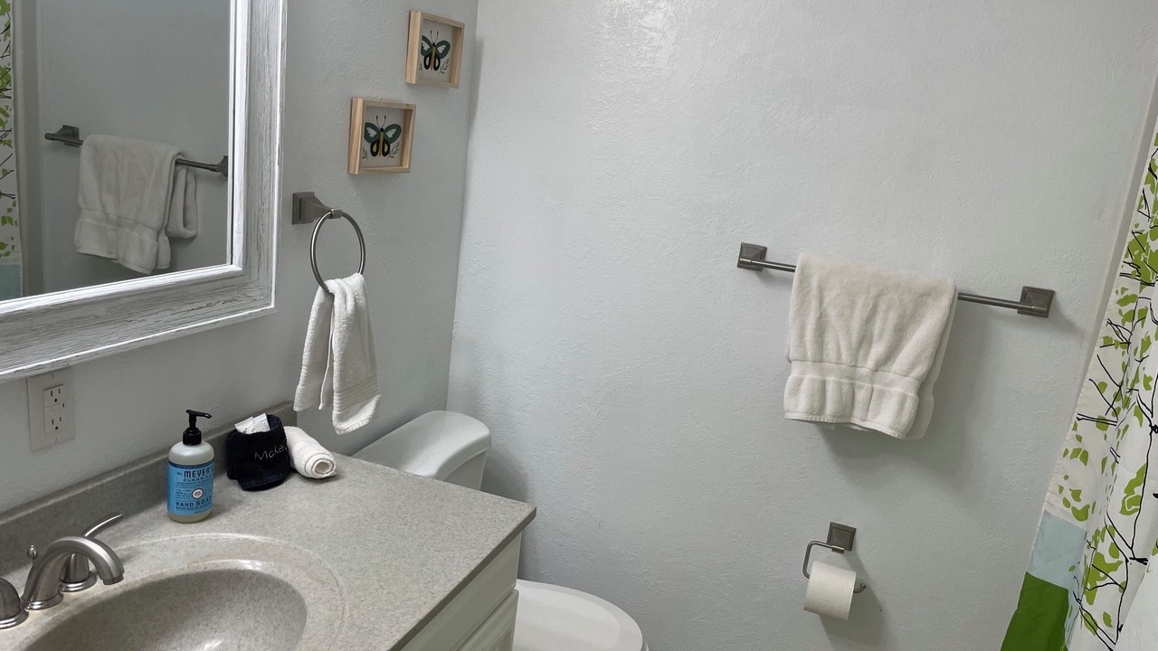 Photo of Bathroom in Cliff