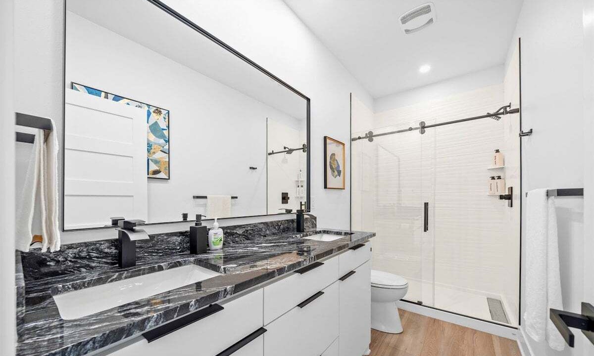 Photo of Bathroom in Mid America