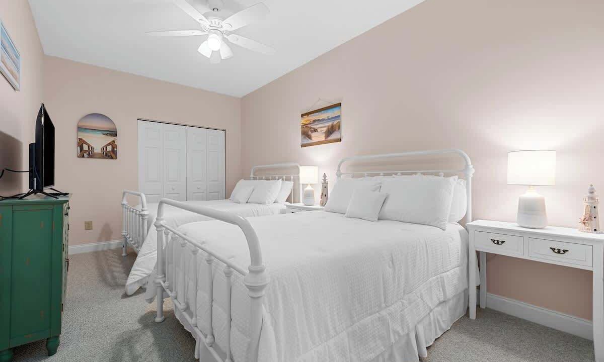 Photo of Bedroom in Carolina Forest
