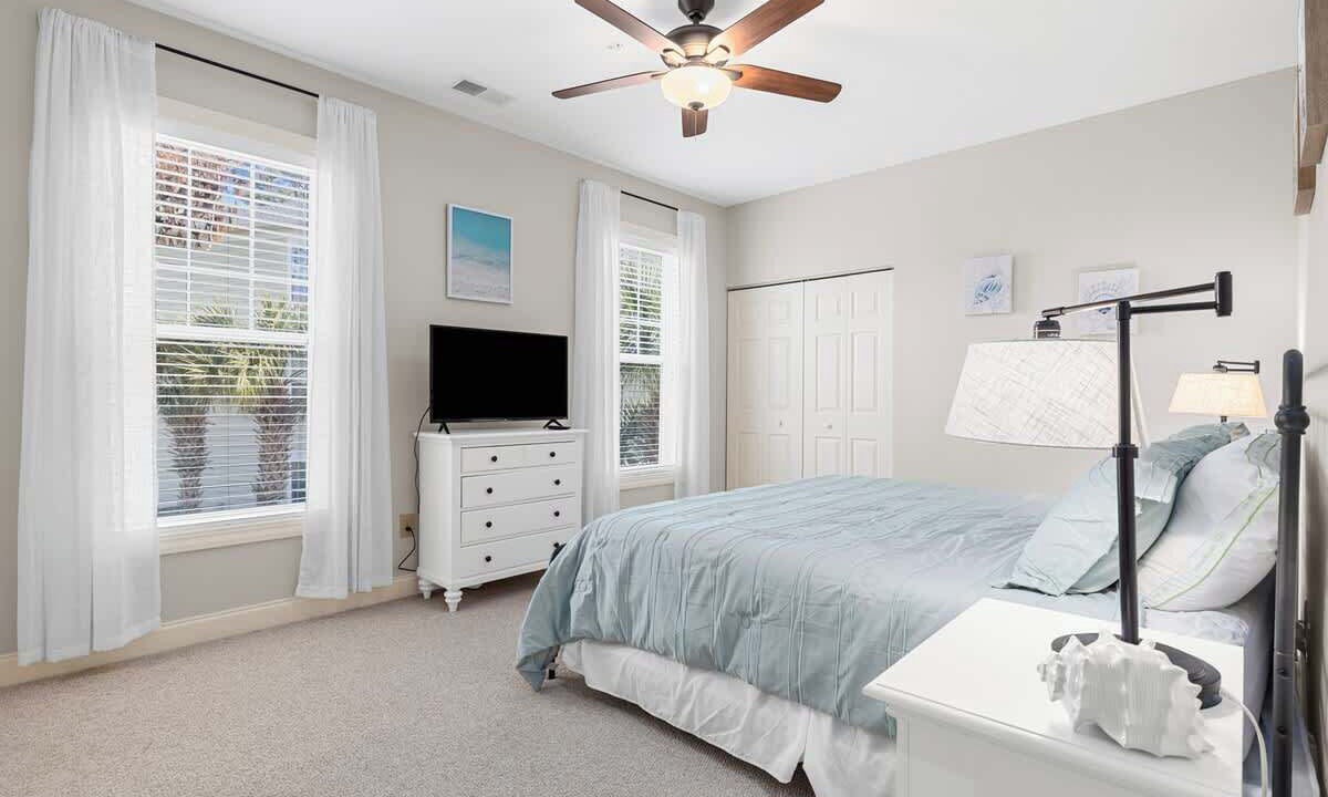 Photo of Bedroom in Carolina Forest