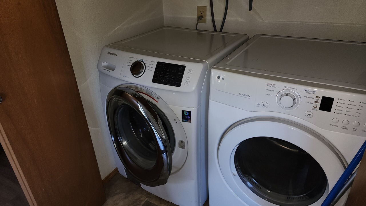 Photo of Others in Silver Lake