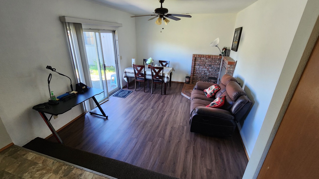 Photo of Livingroom in Silver Lake