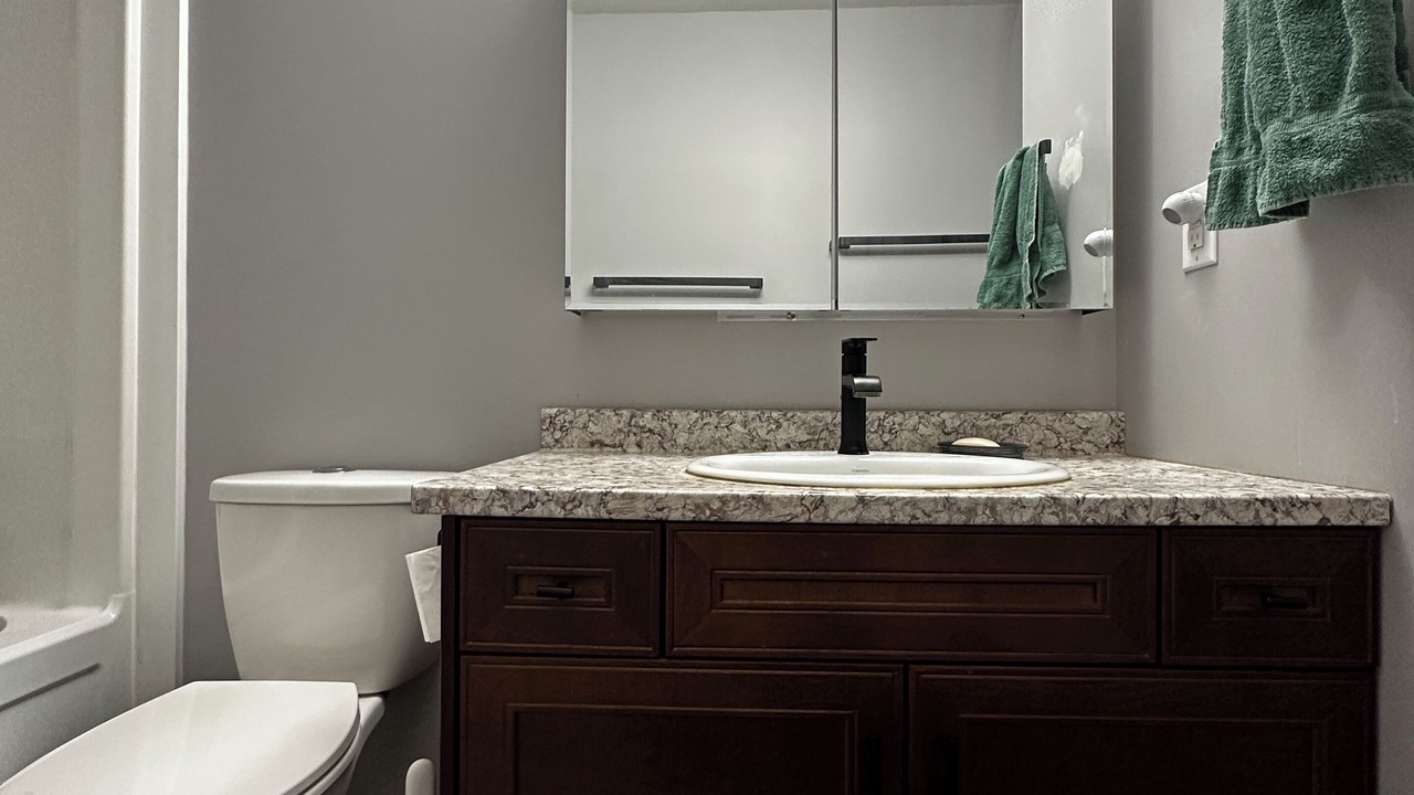 Photo of Bathroom in Island View