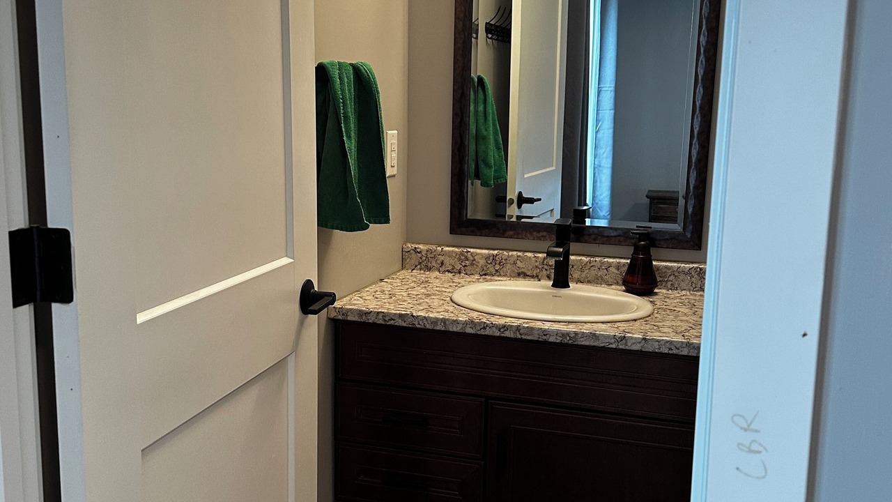 Photo of Bathroom in Island View