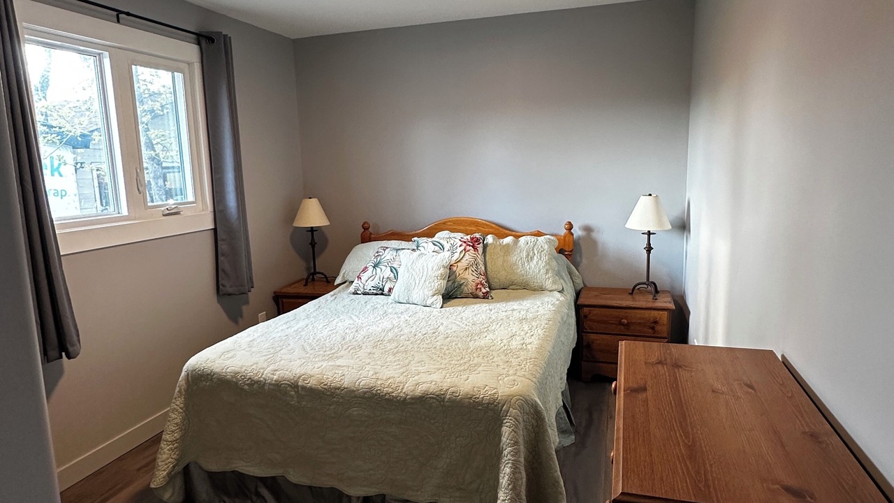Photo of Bedroom in Island View