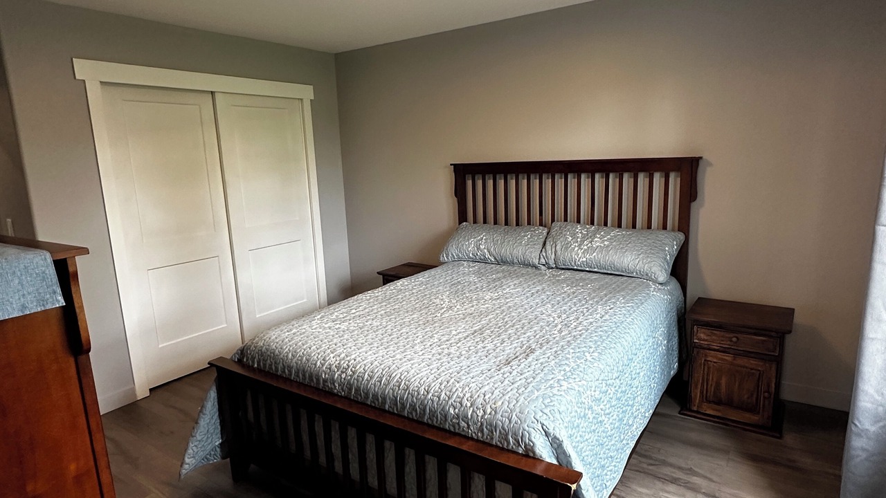 Photo of Bedroom in Island View