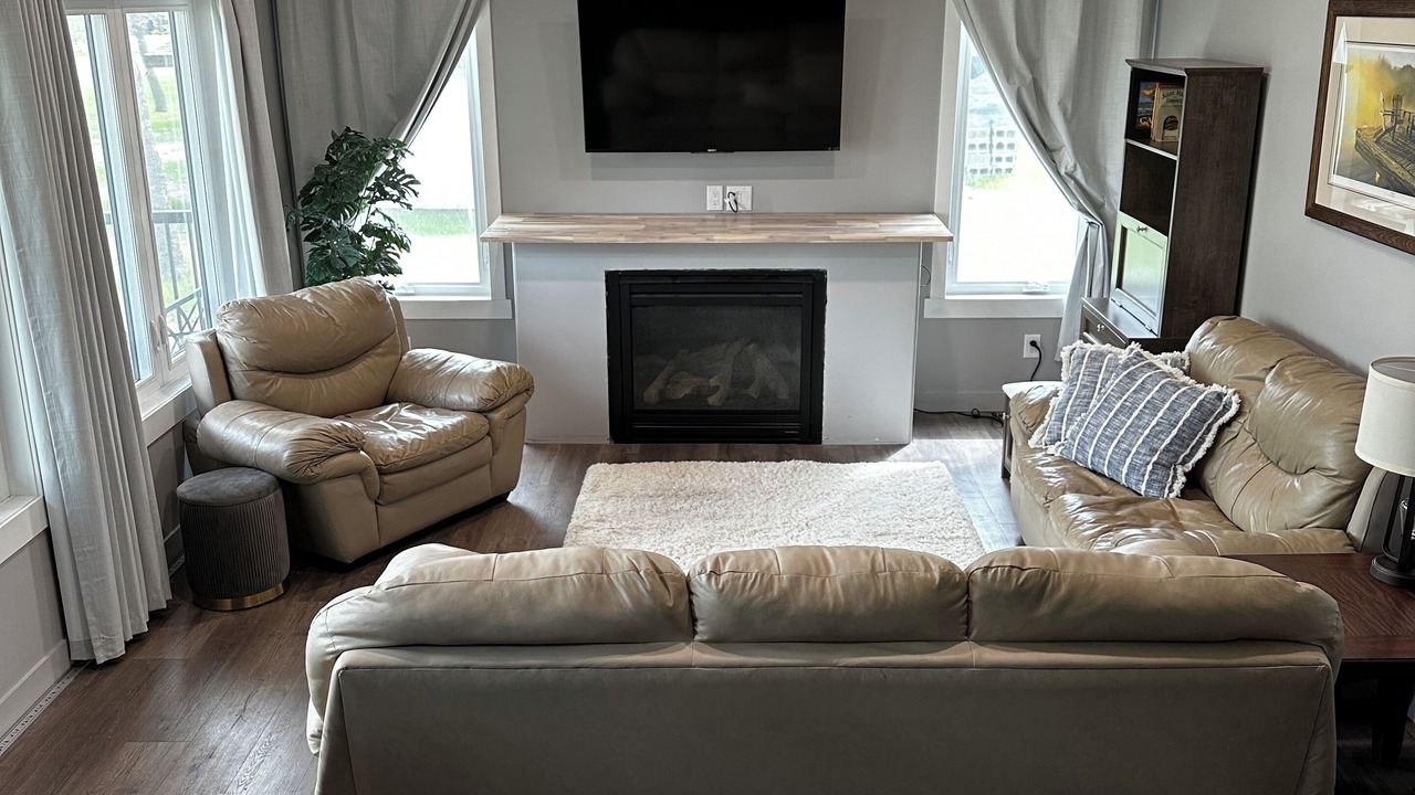 Photo of Livingroom in Island View