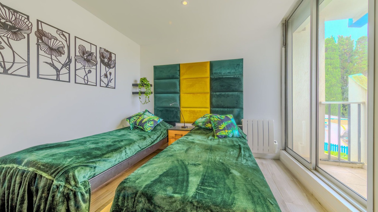 Photo of Others in Le Couchant