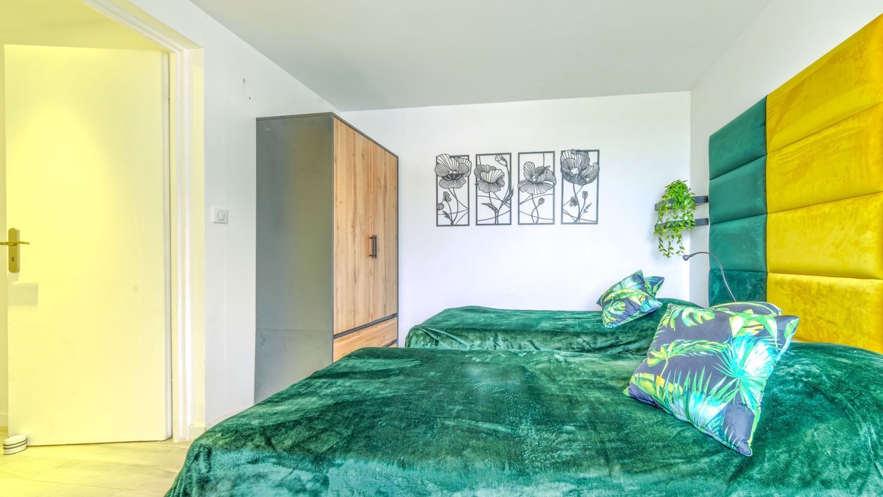 Photo of Others in Le Couchant