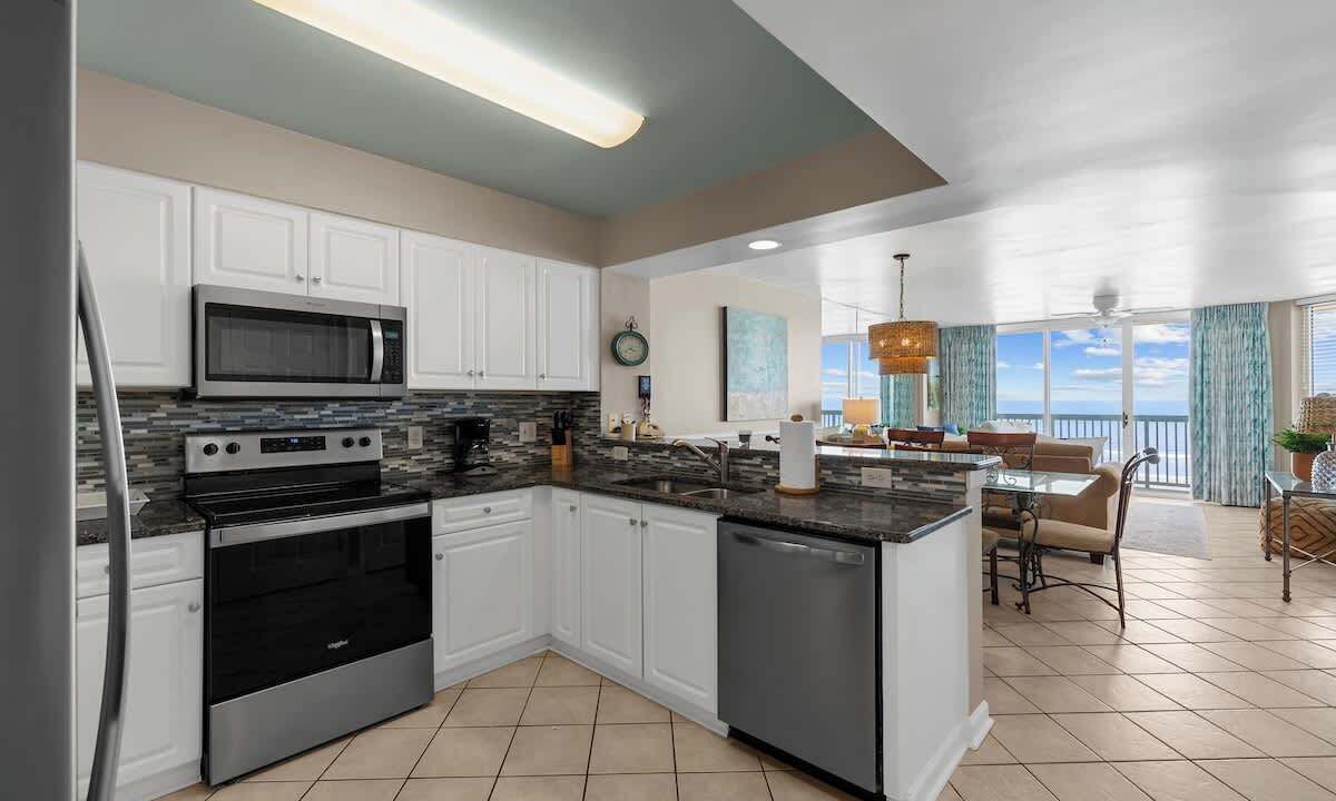 Photo of Kitchen in Ocean Drive