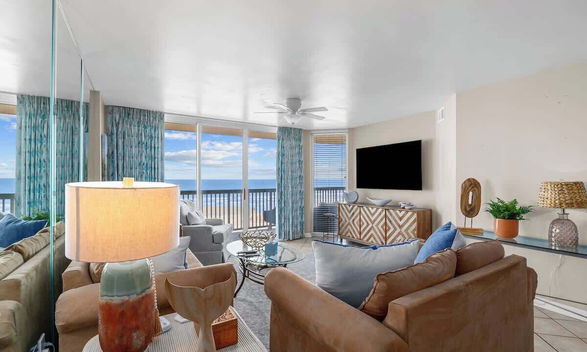 Photo of Livingroom in Ocean Drive