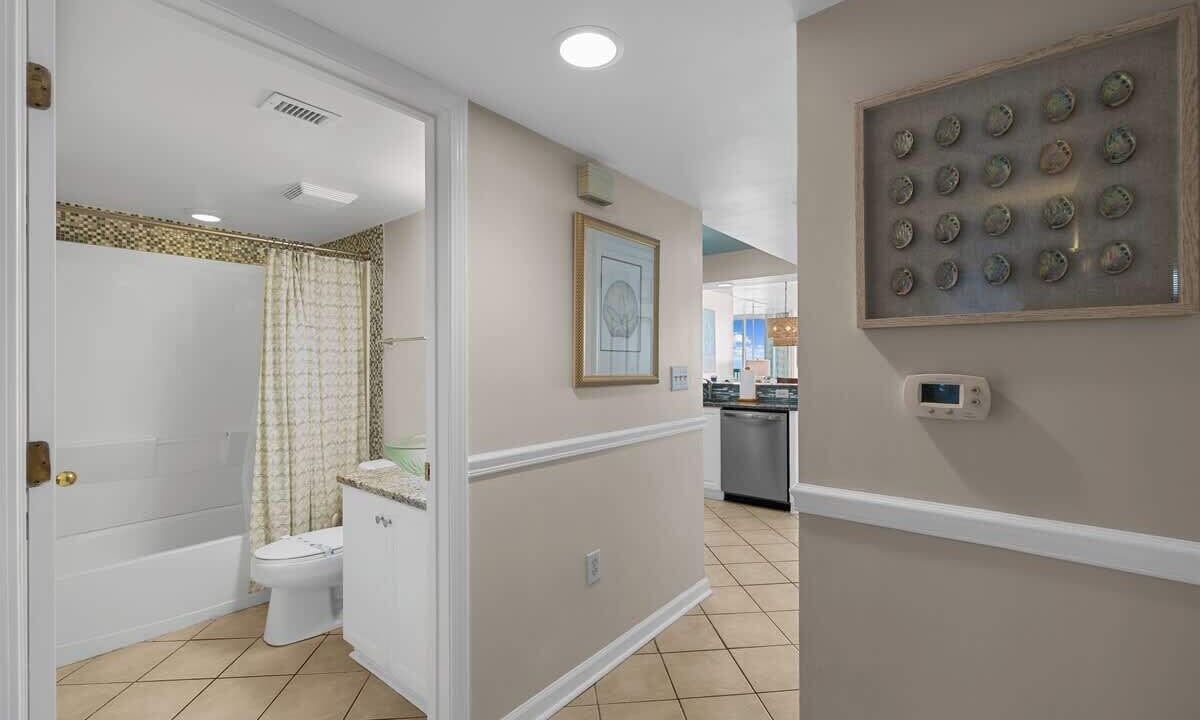 Photo of Bathroom in Ocean Drive