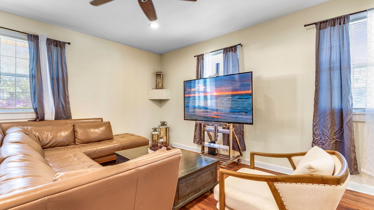Photo of Livingroom in Historic Downtown Apalachicola