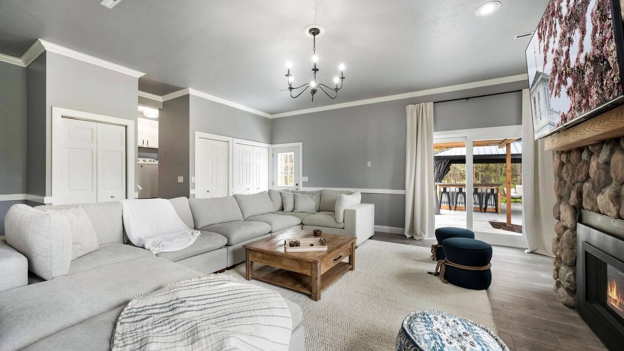 Photo of Livingroom in Egg Harbor