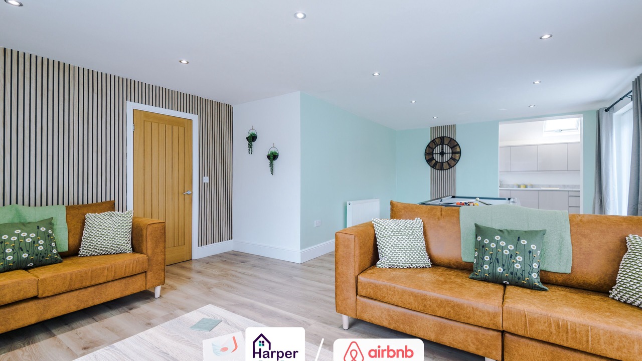 Photo of Livingroom in Ewloe