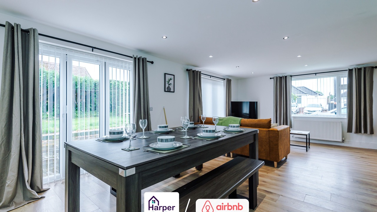 Photo of Others in Ewloe