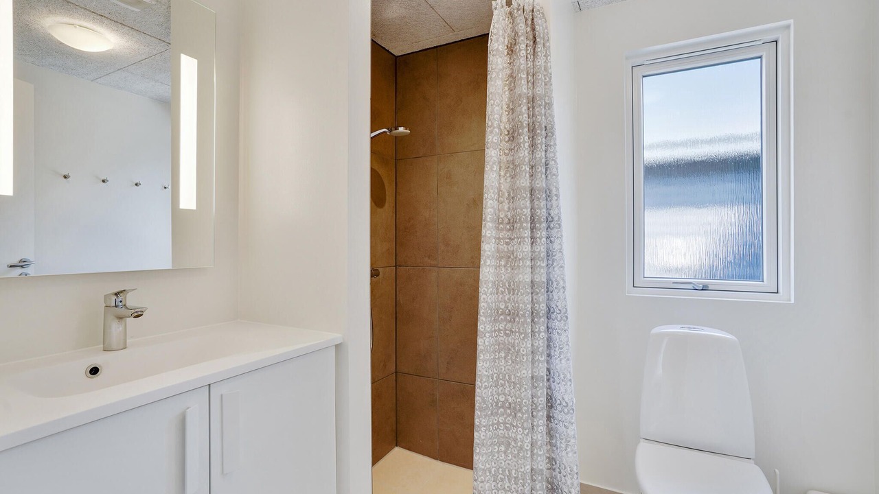 Photo of Bathroom in Bøtø By