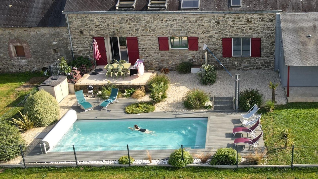 Photo of Outdoor in Peaule