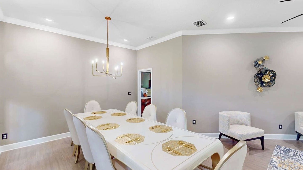 Photo of Bedroom in Boyette Springs