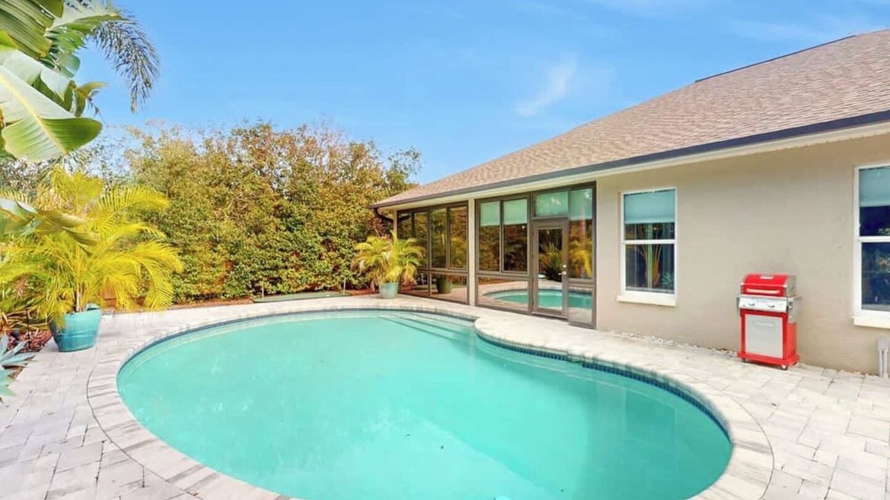 Photo of Outdoor in Boyette Springs