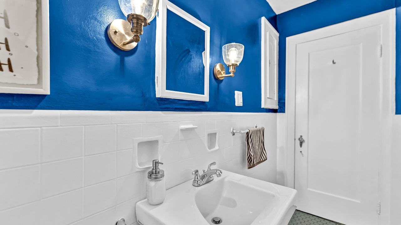 Photo of Bathroom in North Buffalo