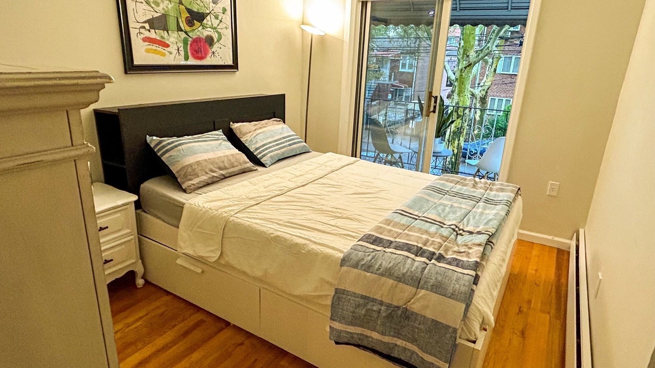 Photo of Bedroom in Canarsie