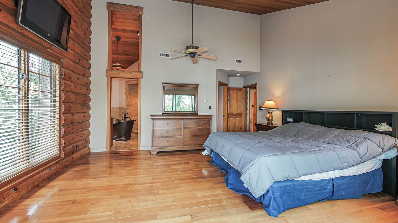 Photo of Bedroom in Mays Landing