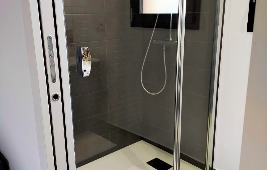 Photo of Bathroom in Saint-Carne