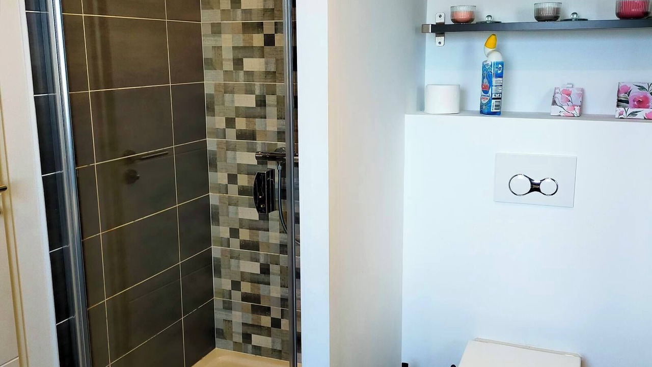 Photo of Bathroom in Saint-Carne