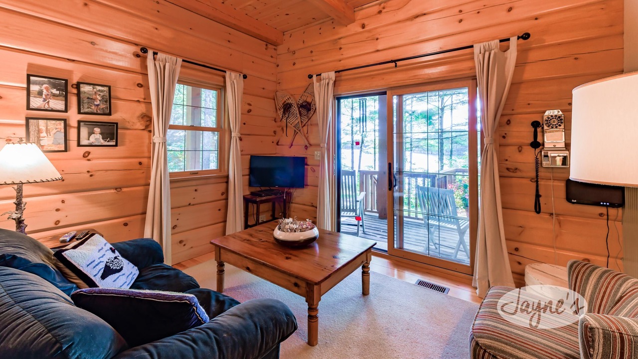 Photo of Bedroom in Gravenhurst