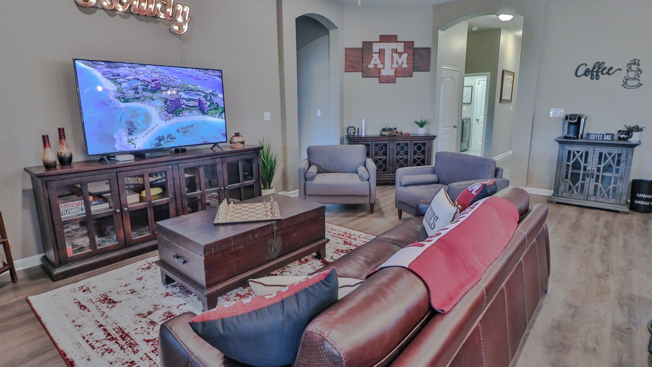Photo of Livingroom in College Station