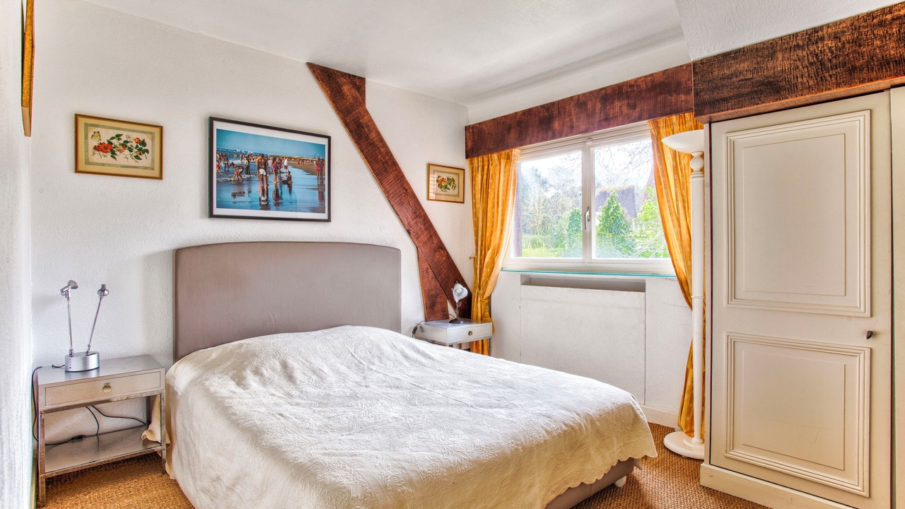 Photo of Bedroom in Deauville
