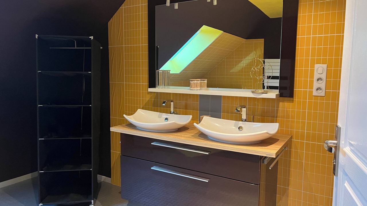 Photo of Bathroom in Millieres