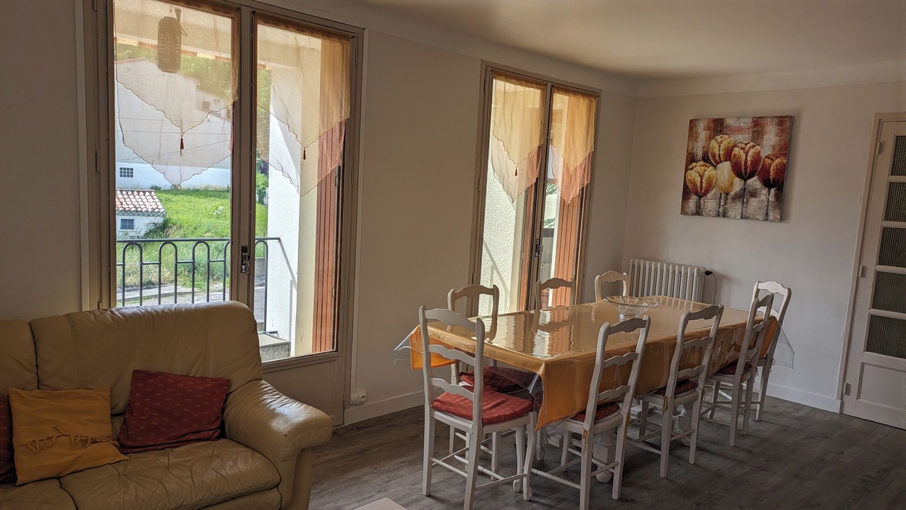 Photo of Livingroom in Esperaza