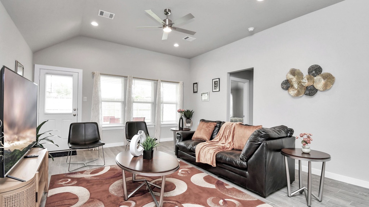 Photo of Livingroom in Katy