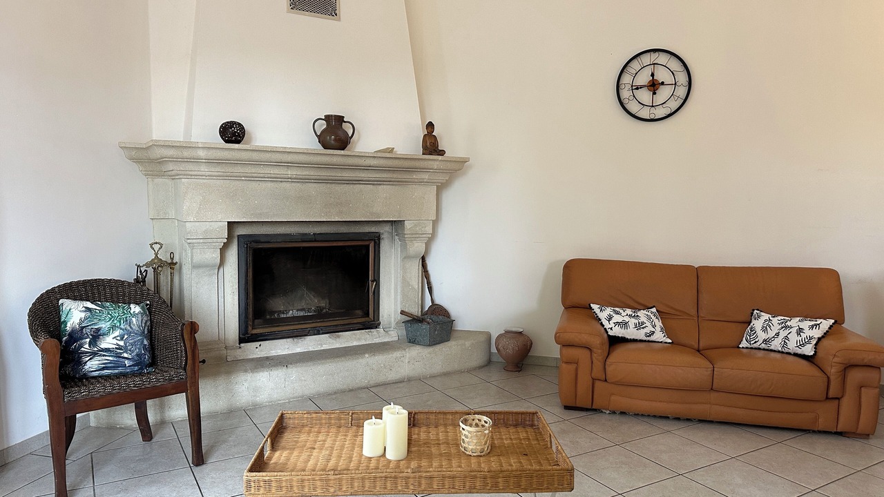 Photo of Livingroom in Oraison
