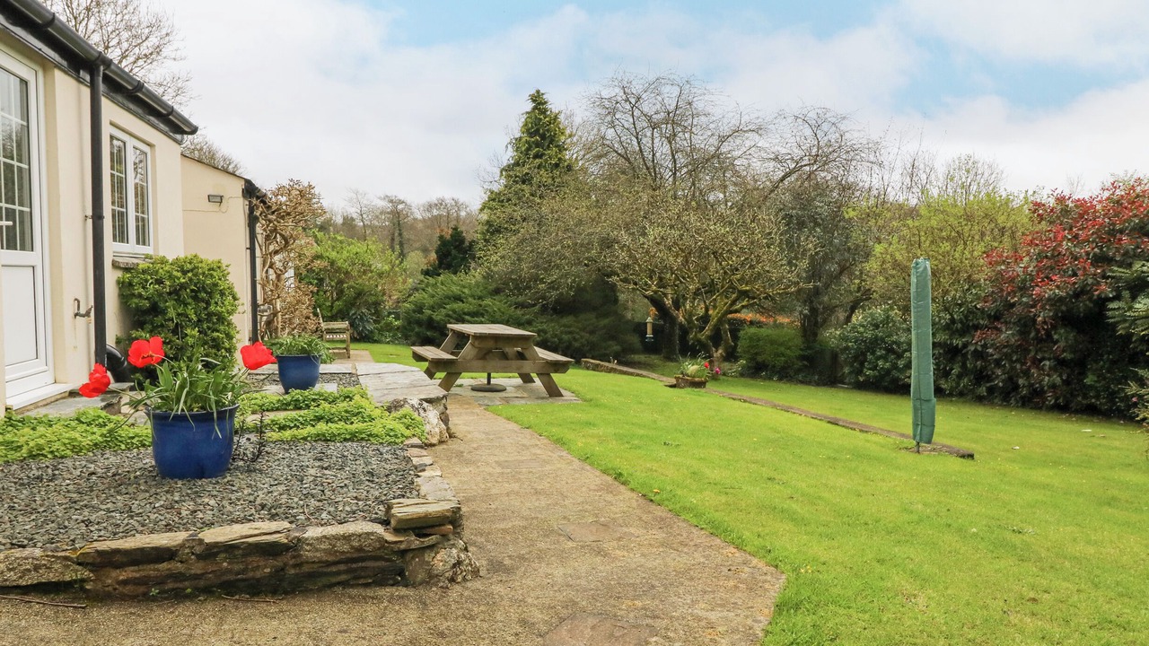 Photo of Outdoor in Trelil