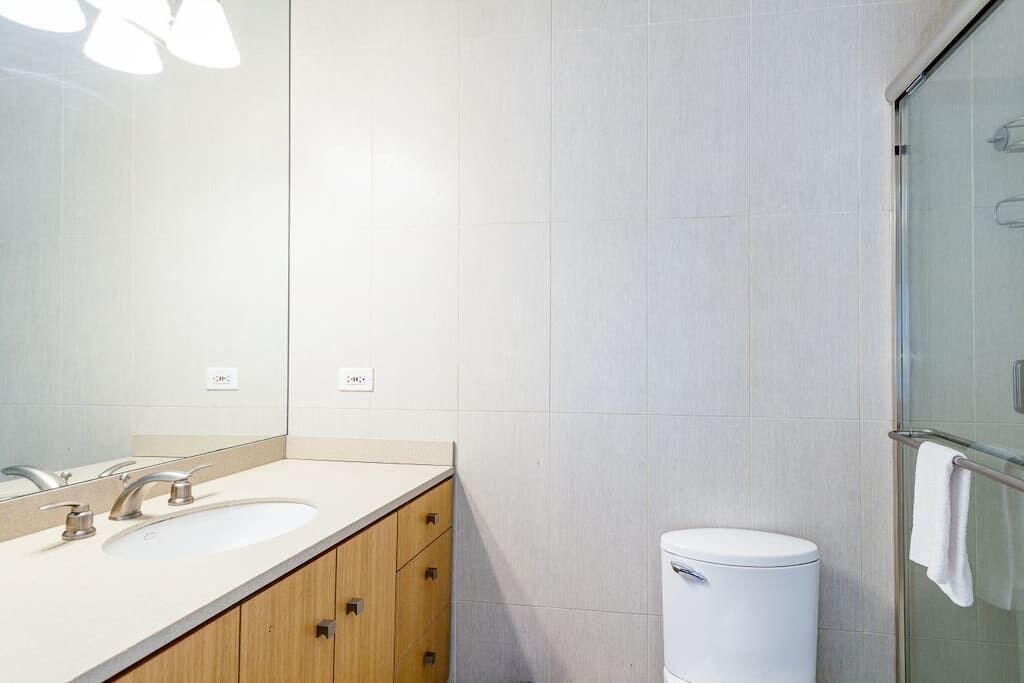 Photo of Bathroom in River North