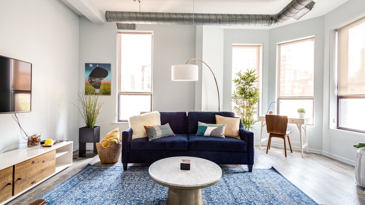 Photo of Livingroom in River North