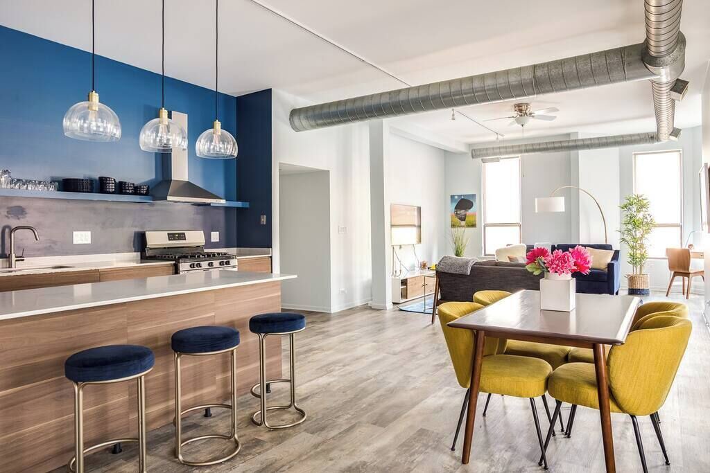 Photo of Others in River North