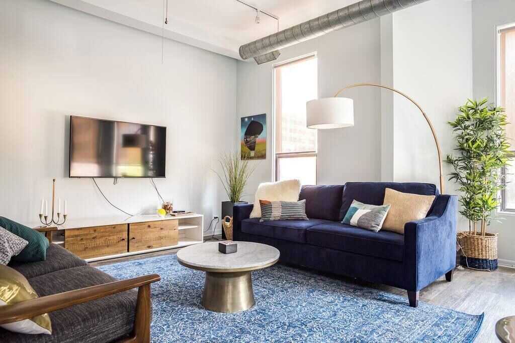 Photo of Livingroom in River North