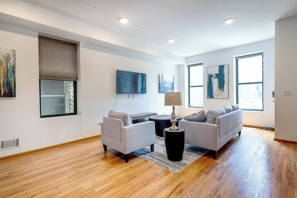 Photo of Livingroom in Pulaski Park